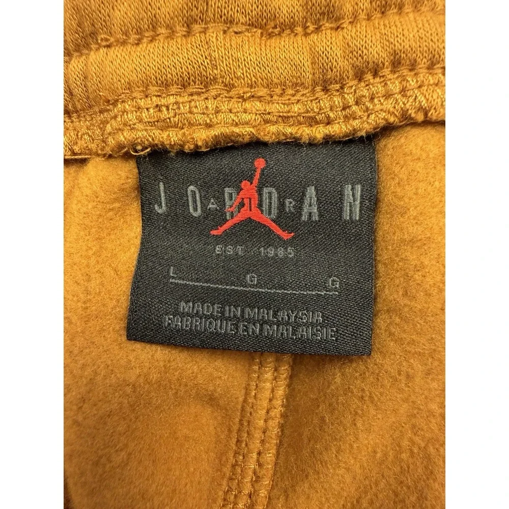 Nike Air Jordan Essentials Pants British Tan Size L Joggers